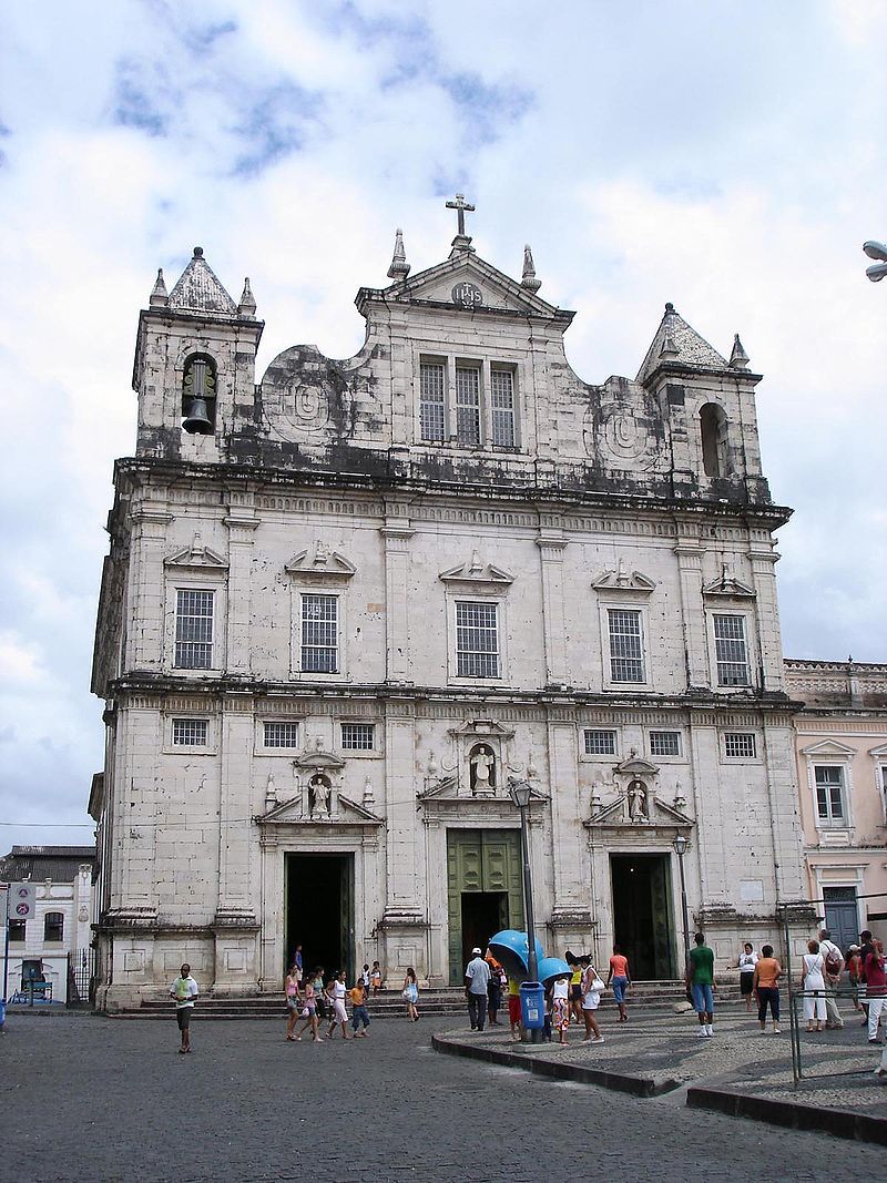 Former Jesuit church of Salvador (17th century), now cathedral.