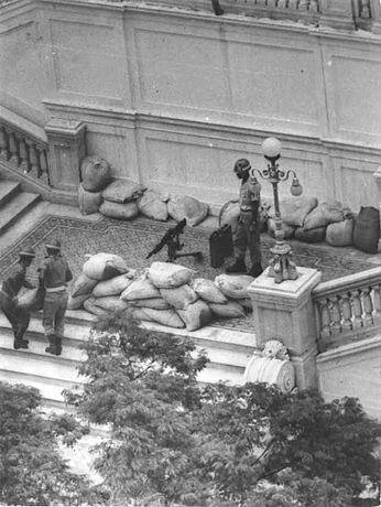Soldiers guarding the Guanabara Palace in Rio de Janeiro during the 1964 Brazilian coup d'état.