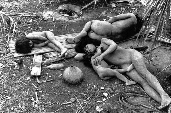 Sleeping Nambikwara Photo: Claude Levi-Strauss