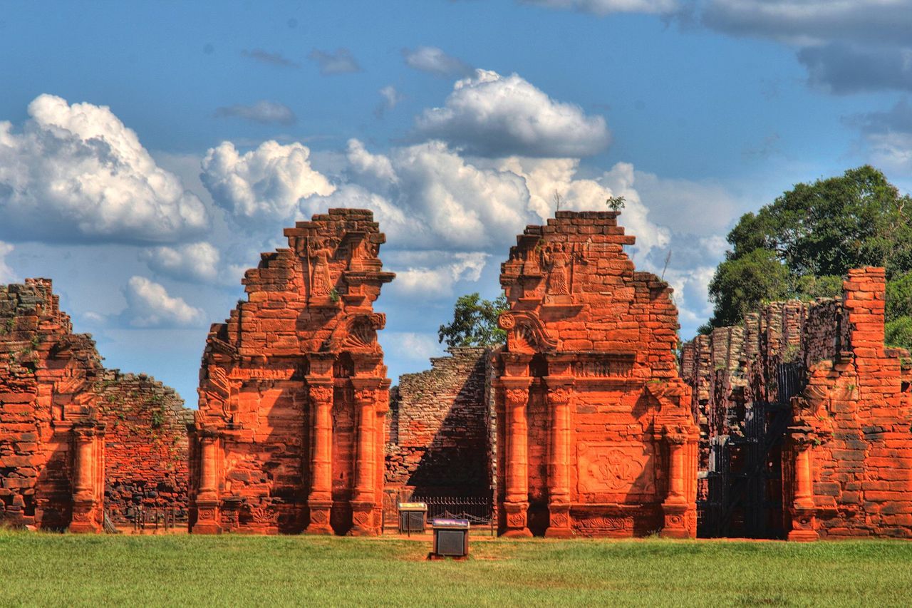 Sunset, ruins of Jesuit mission, San Ignacio Miní, Paraguay