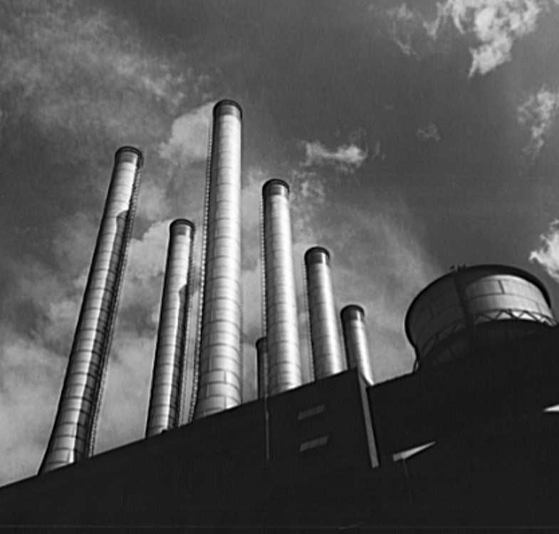 Ford River Rouge Power Plant, Dearborn, Michigan Fuel consumption of 2,500 tons of coal a day  Photo: Alfred T. Palmer