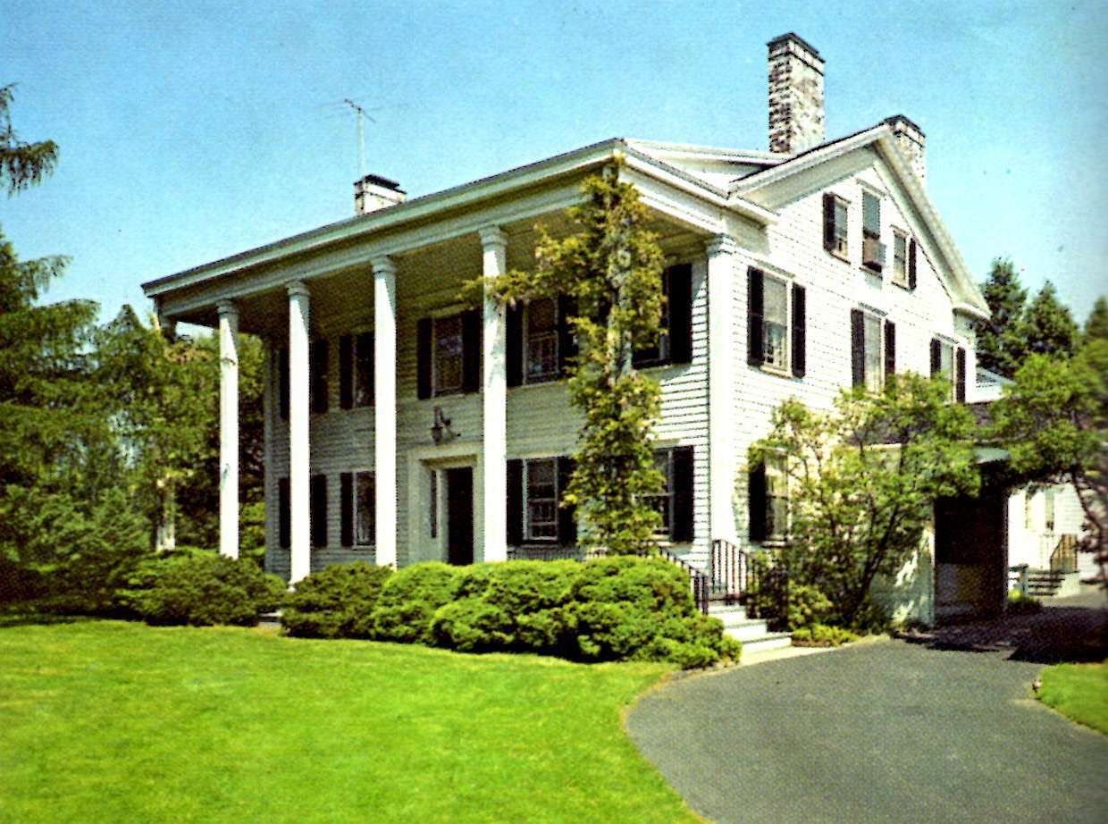 Guest house at Reader's Digest headquarters, Chappaqua, New York, 1977