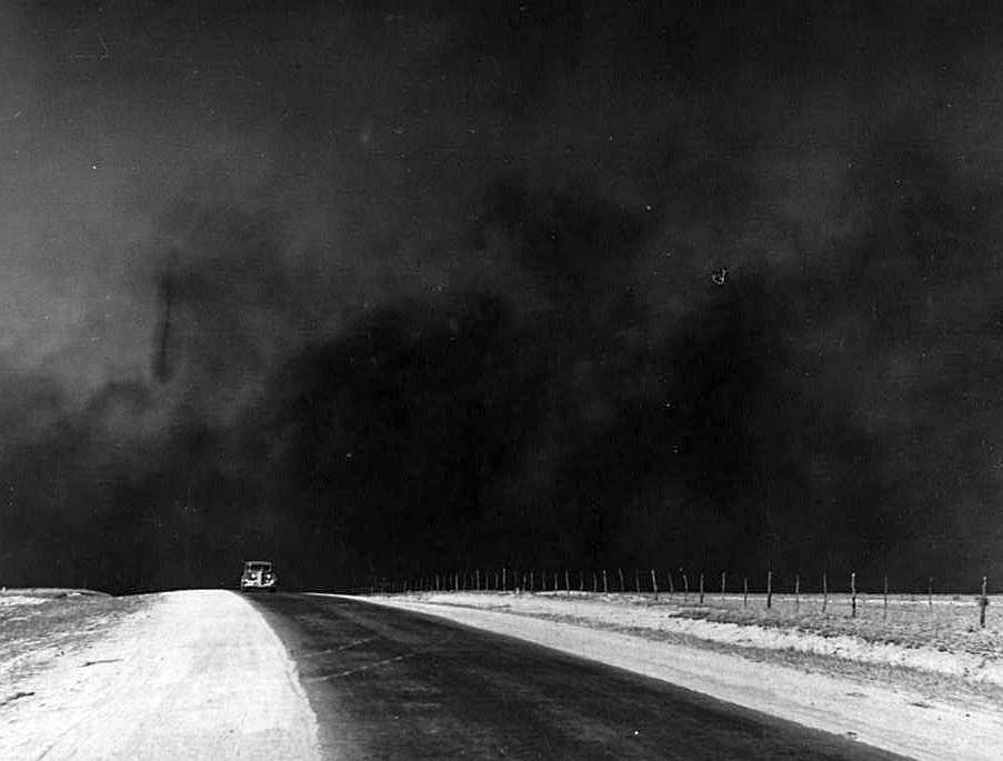 Heavy black clouds of dust rising over the Texas Panhandle Photo: Arthur Rothstei