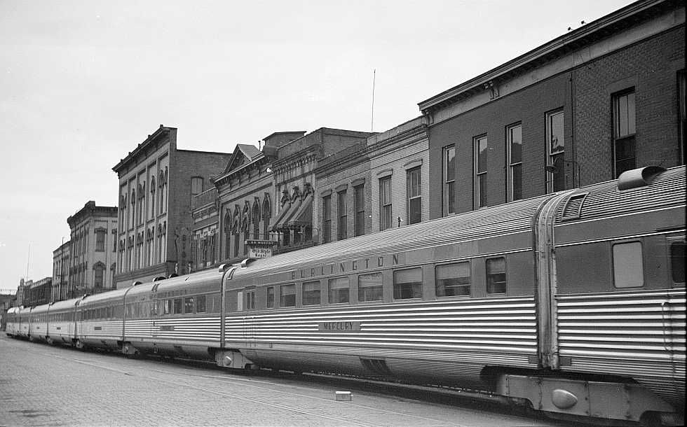 Streamlined train, La Crosse, Wisconson  Photo: Arthur Rothstein