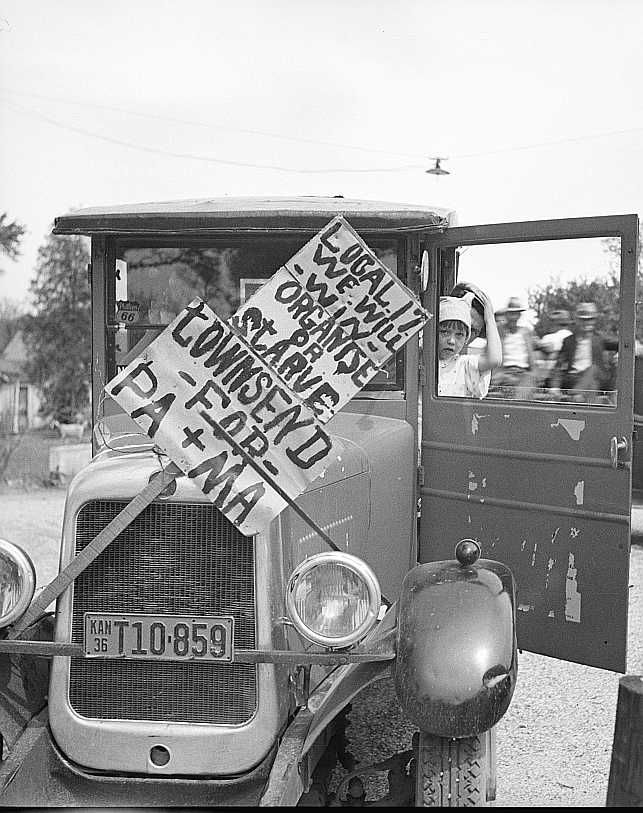 Townsend Plan supporter. Columbus, Kansas    Photo: Arthur Rothstein