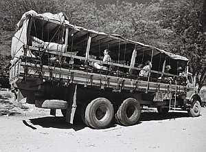 Pau-de-arara, truck transport for Brasilia workers 1950s [8]